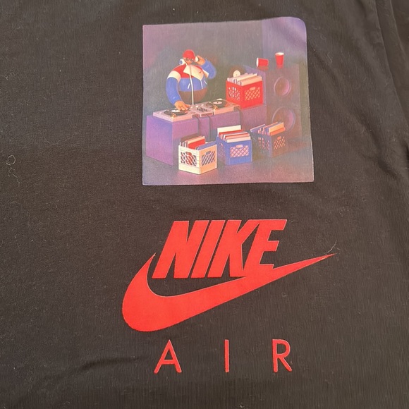 Men’s Black Nike Graphic T-Shirt Large - Picture 2 of 5